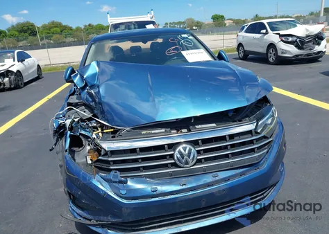 2019 Volkswagen Jetta 1.4T R-Line/1.4T S/1.4T Se из США, поврежденный, VIN 3VWC57BU8KM193051